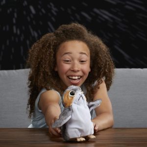 Star Wars: diverse Plüschfiguren 🧸 z.B. Hasbro Porg für 13,30€ (statt 24€)