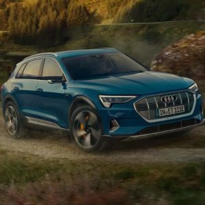 Privat⚡ Audi e-tron 55 quattro (408 PS, 300 kW) für 399€ mtl. (LF 0,49!) - nur bei Eroberung