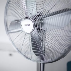 🌬 KOENIC KSF 400 M Standventilator mit 70 Watt für 39,99€ (statt 80€)