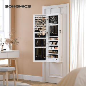 Songmics Schmuckschrank für 59,99€ (statt 75€)