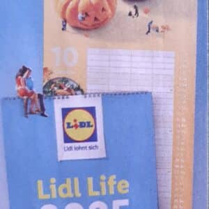 Gratis Familienkalender in der Lidl Filiale