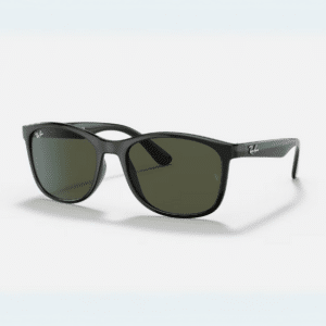 Der Klassiker: Ray-Ban RB4374 Sonnenbrille Schwarz mit grünen Gläsern für 61,65€ (statt 100€)