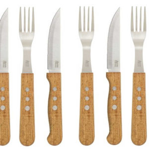 DealClub: Jamie Oliver 8tlg. BBQ Jumbo Steak Set Messer Gabeln Besteck Set 22,22€ (statt 29,95€)