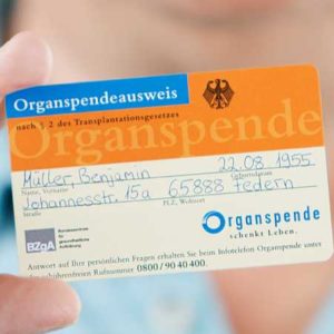 Gratis Organspendeausweis im Plastik-Kreditkartenformat