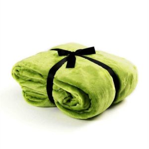 ebay: Flanell Decke 210x280 / Kuscheldecke / Tagesdecke / Wohndecke für 14,99€ (statt 19,95€)